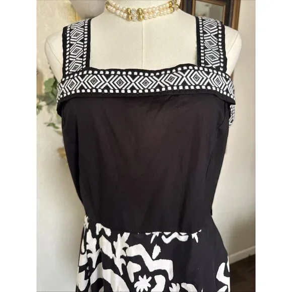 Women's Black & White Sun Dress | Resort Vacay Floral Medallion Print | … - Picture 11 of 16